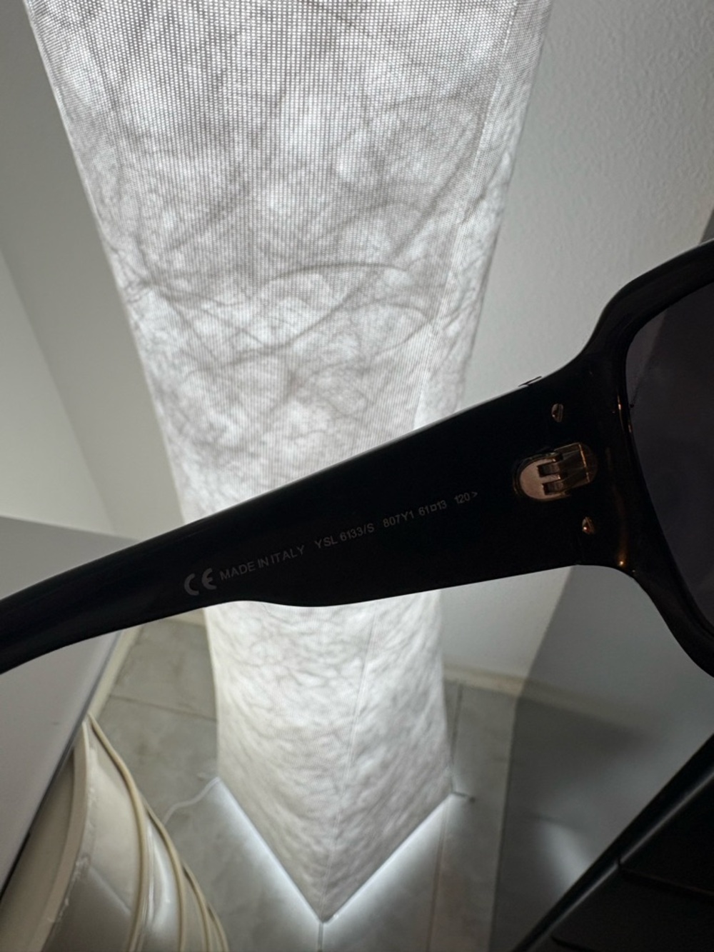Yves Saint Laurent Dark Brown Gradient Oversized Women's Sunglasses - Picture 4 of 6